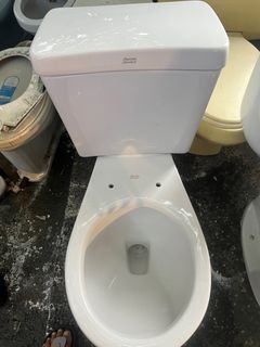 Hotel and Condo Pull Out 2nd Hand American Stamdard Toilet Bowl