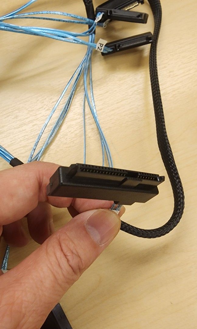 HP RAID controller Raid 0, 1,5,6 H240, Computers & Tech, Desktops on