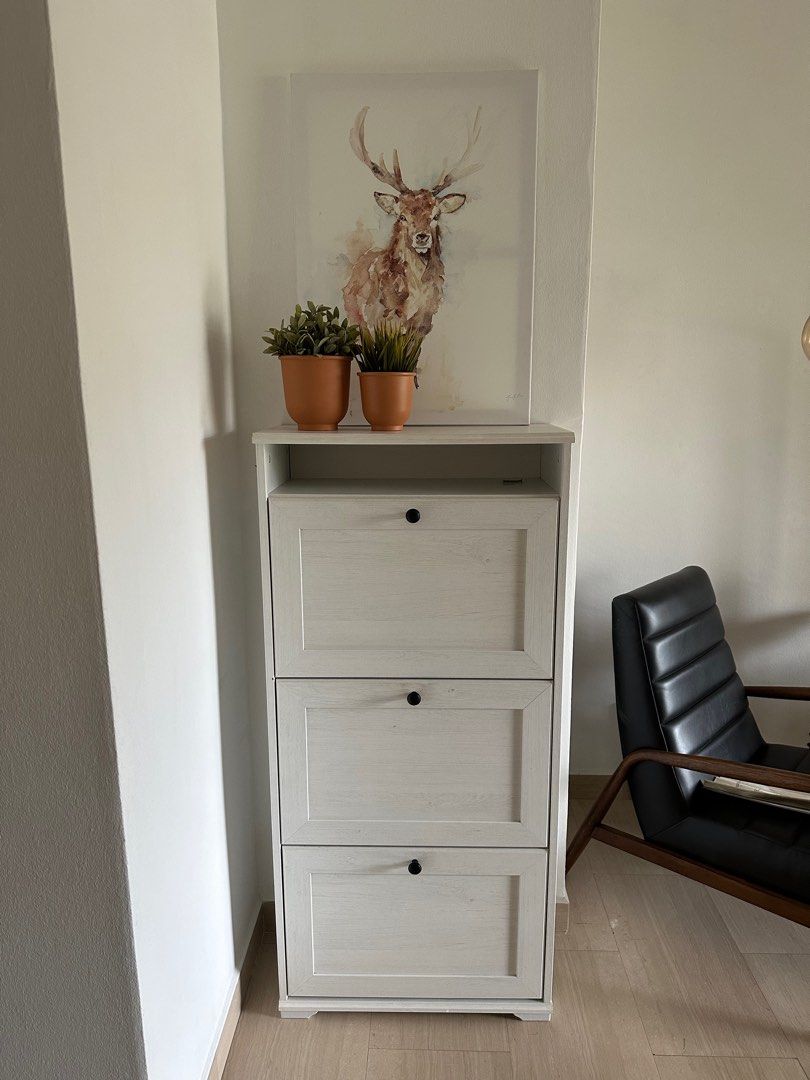 Brusali shoe cabinet online with 3 compartments