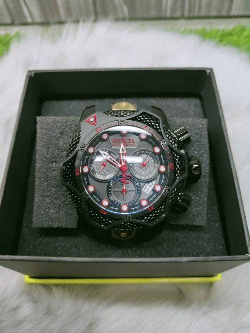 Invicta black label store