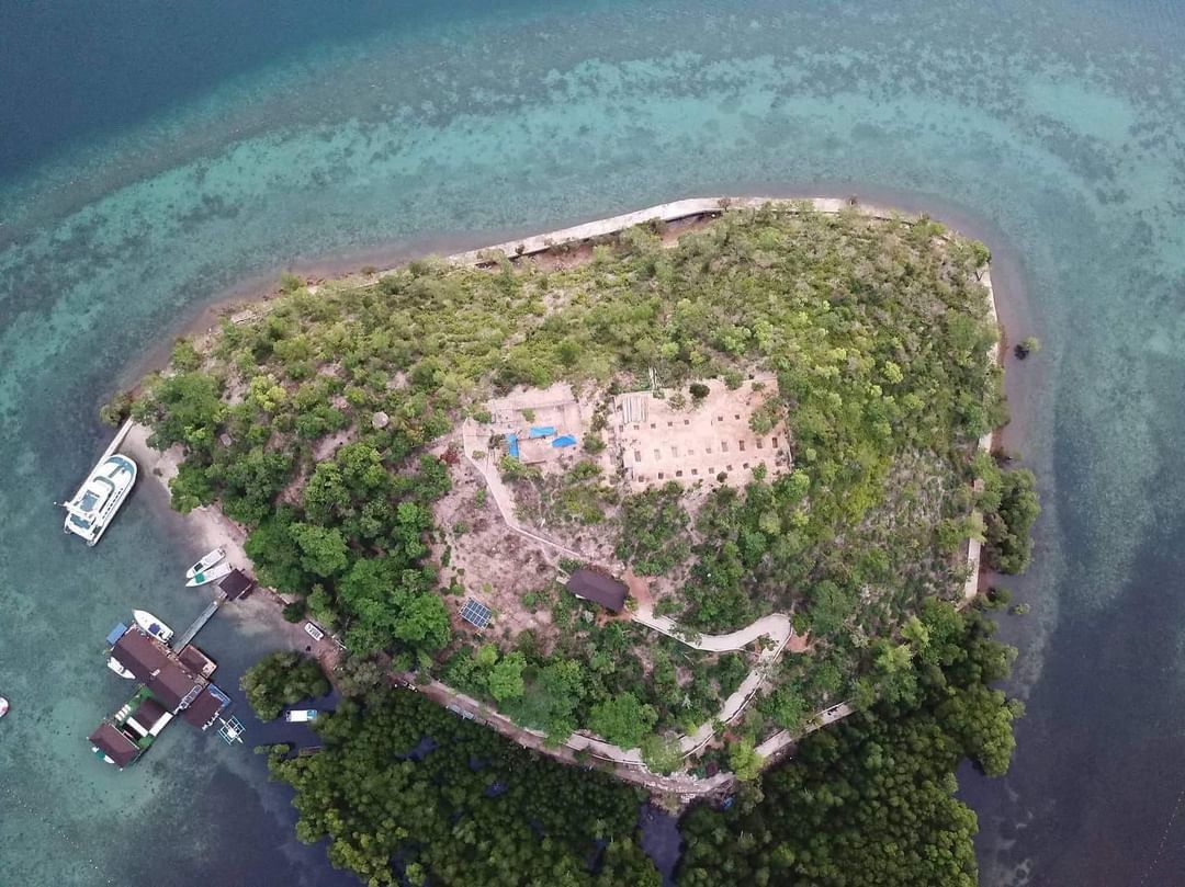 ISLAND FOR SALE CORON PALAWAN, Property, For Sale, Lot on Carousell