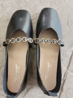 (Category: ) located in . Submitted by cikpahpreloved (Listing ID 1278700091, Image 1). Description: .