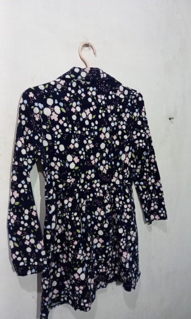 Korean Long Sleeve Button Up Mini Dress (Category: Dresses) located in Manila. Submitted by e.acilo (Listing ID 1278832283, Image 3). Description: Selling clothes from my wardrobe. Reason for selling is that they don't fit me anymore. It looks much better when worn. The dress is in very good condition. It is perfect for a small to medium body size..