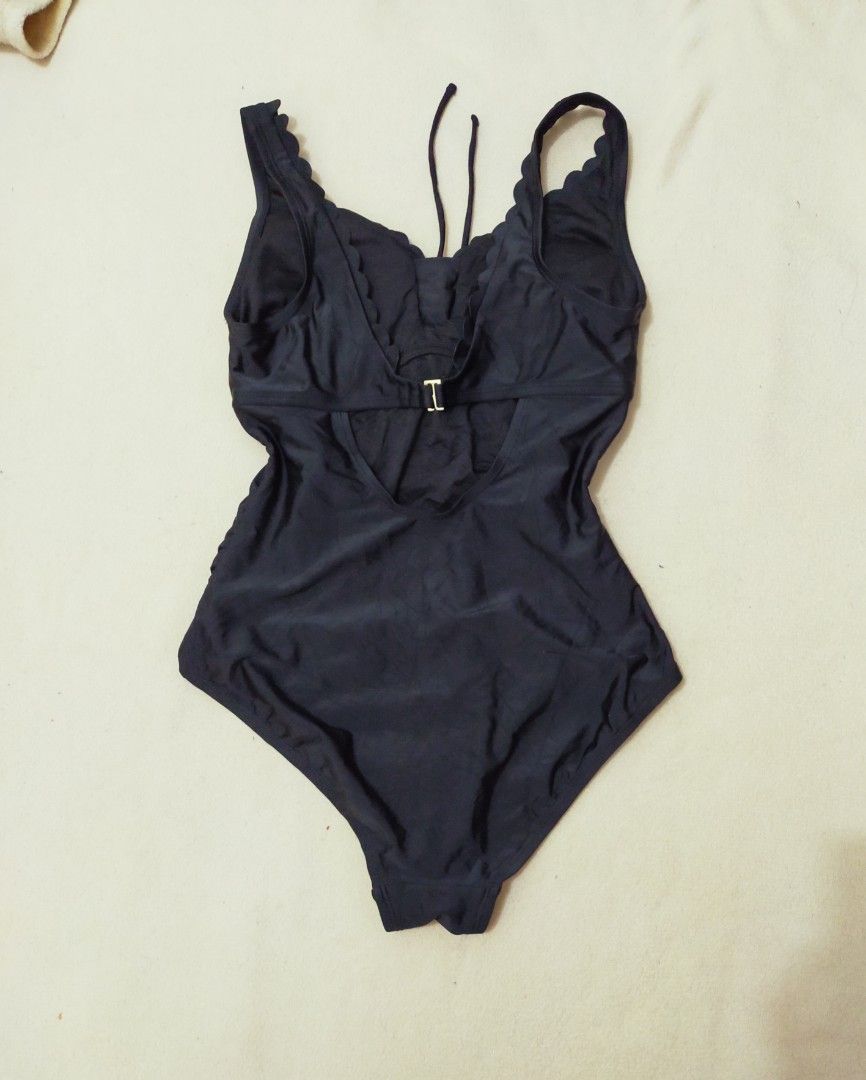 (L) KONA SOL TUMMY CONTROL GROMMET ONE PIECE SWIMSUIT, Women's Fashion