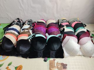 (Kategori: ) berada di . Dikirim oleh keeaira2 (ID iklan 1278827727, Gambar 1). Deskripsi: .