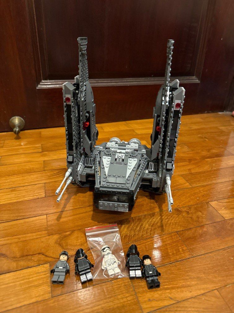 Lego kylo outlet ren command shuttle