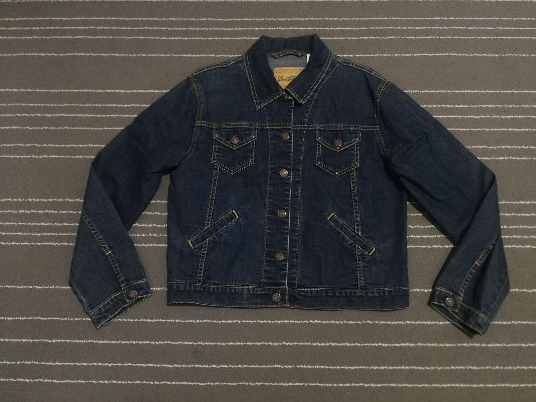Levi Strauss signature denim jacket woman M Women s Fashion Coats Jackets and Outerwear on Carousell