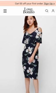 (Category: ) located in . Submitted by prettywardrobe123 (Listing ID 1278843086, Image 1). Description: .