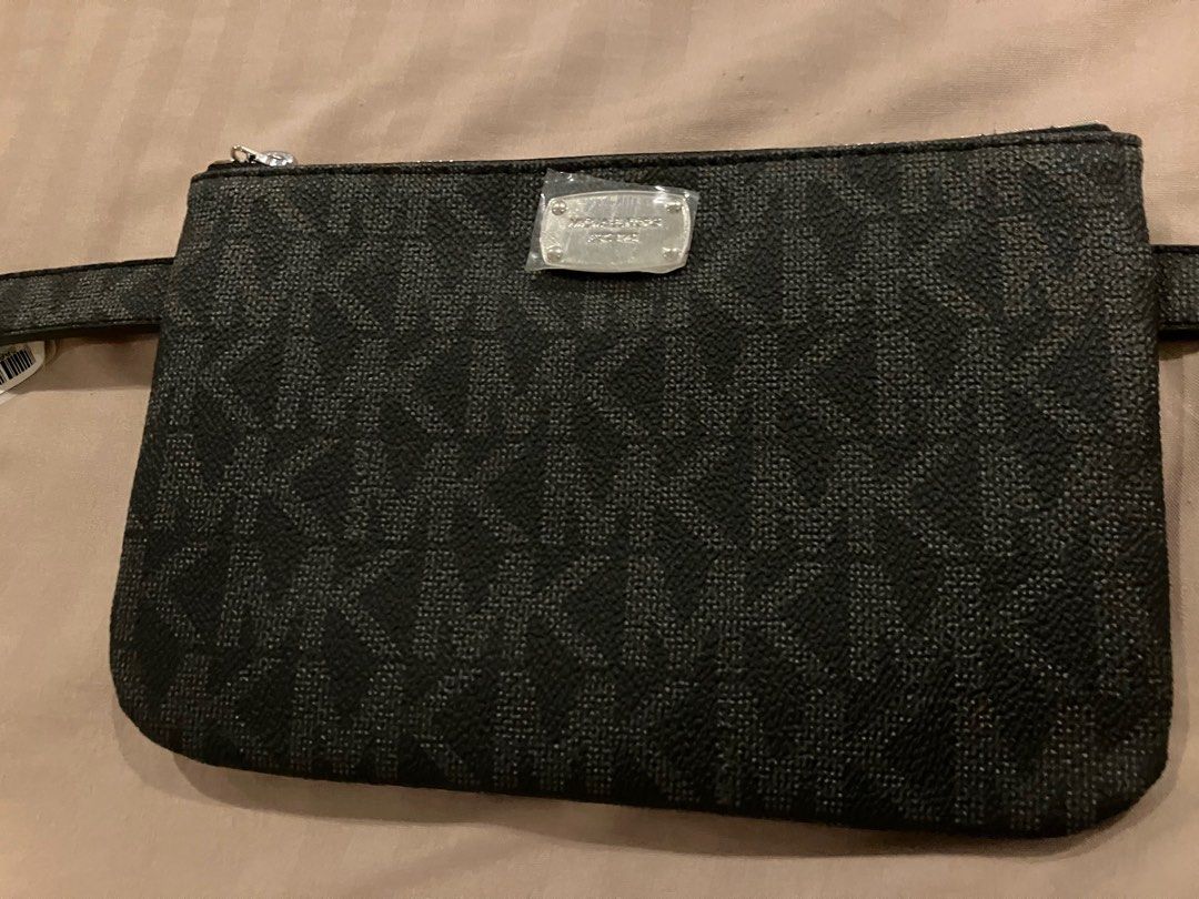 Michael Kors leather belt bag (Category: Purses & Pouches) located in Quezon City. Submitted by attemptingtodeclutter (Listing ID 1278759494, Image 1). Description: Bought in the US.