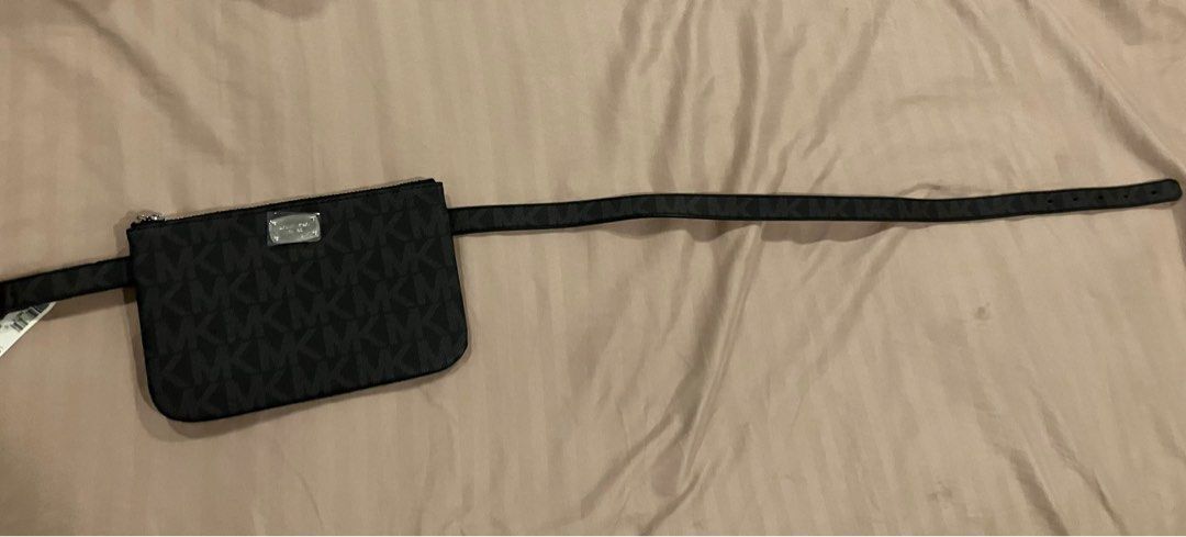 Michael Kors leather belt bag (Category: Purses & Pouches) located in Quezon City. Submitted by attemptingtodeclutter (Listing ID 1278759494, Image 3). Description: Bought in the US.