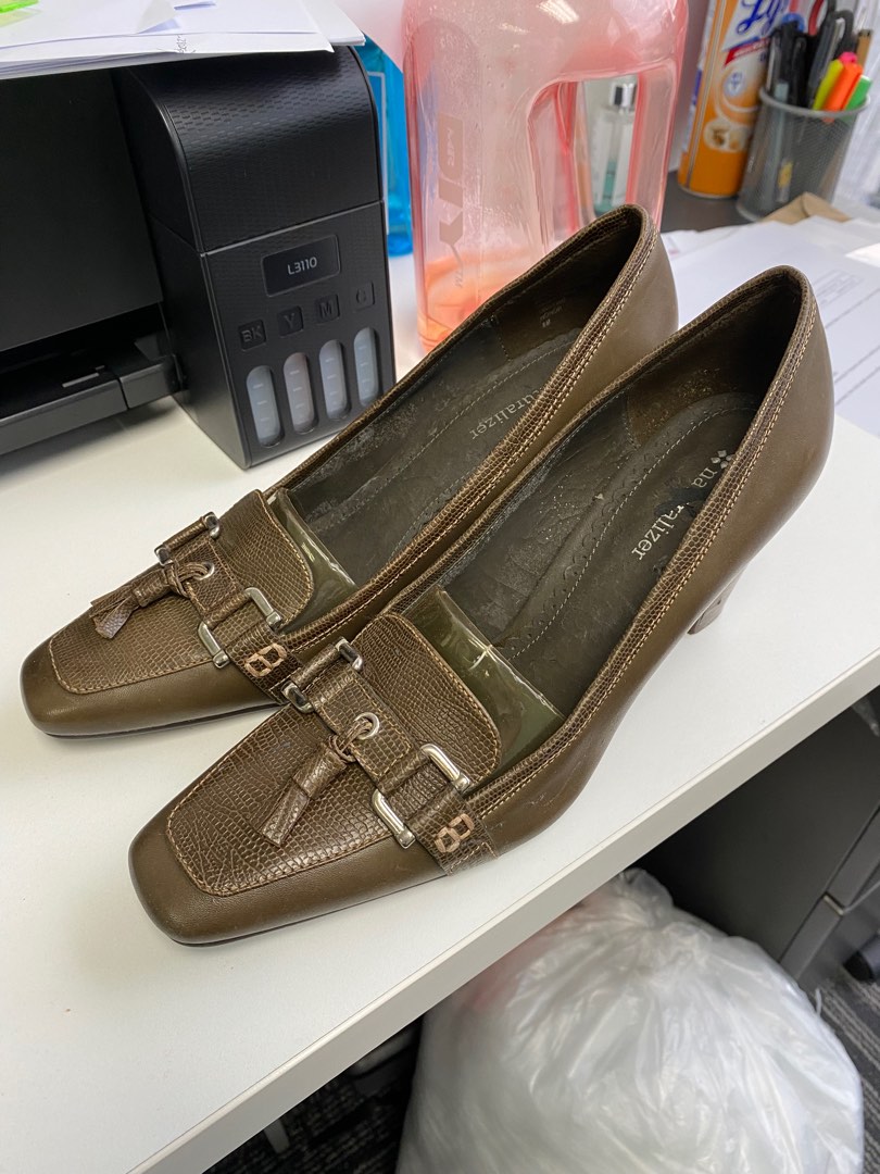 Naturalizer size sale