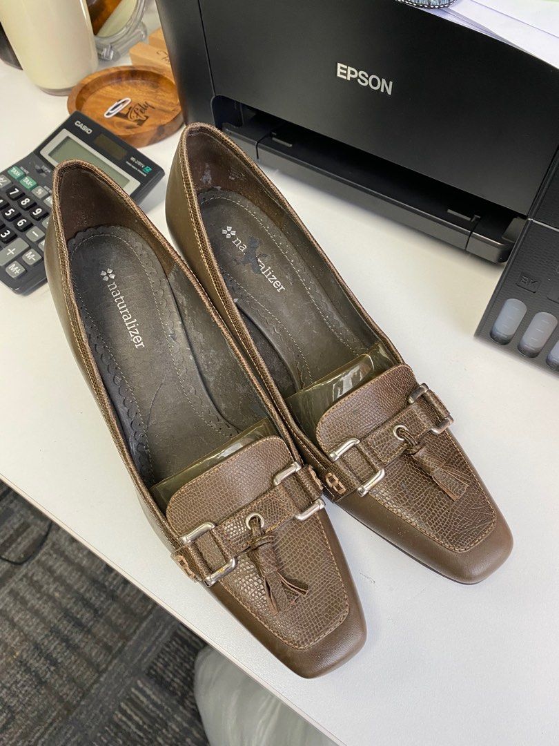 Naturalizer size store