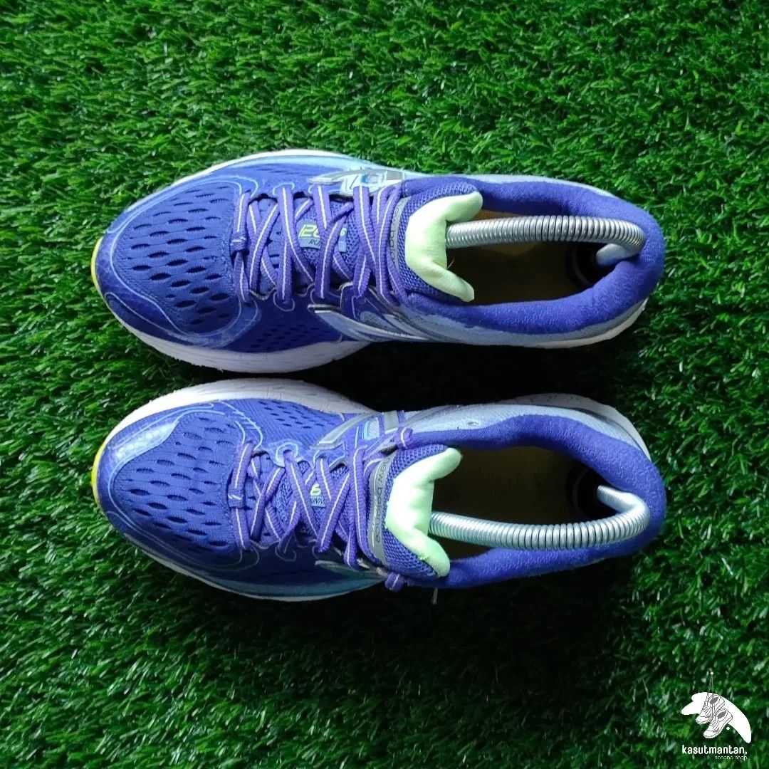NB NEW BALANCE 1260 V6 SECOND ORIGINAL Fesyen Pria Sepatu Sneakers di Carousell