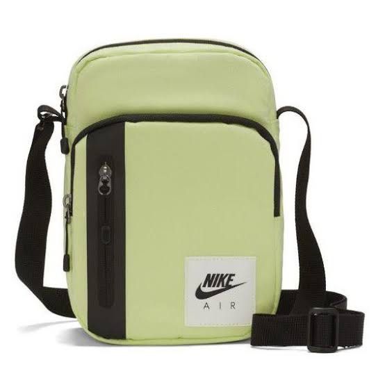 Nike Air Tech Bag (Category: Sling Bags) located in Quezon City. Submitted by monsdeclutter (Listing ID 1278730152, Image 1). Description: Brand new Bought this on Zalora MOP: Gcash MOD: SDD (grab/lalamove) or GGX Note: Strictly payment first before shipping SDD booked by buyer SF shouldered by buyer.