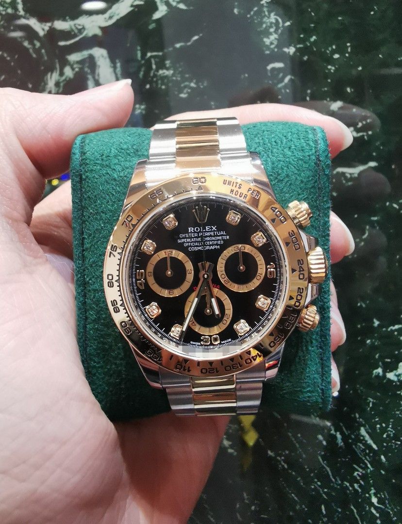 Gold shop black daytona