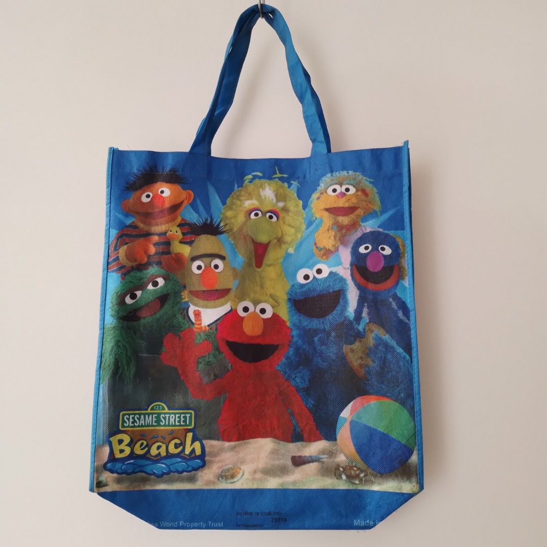 Sesame street hotsell beach toys