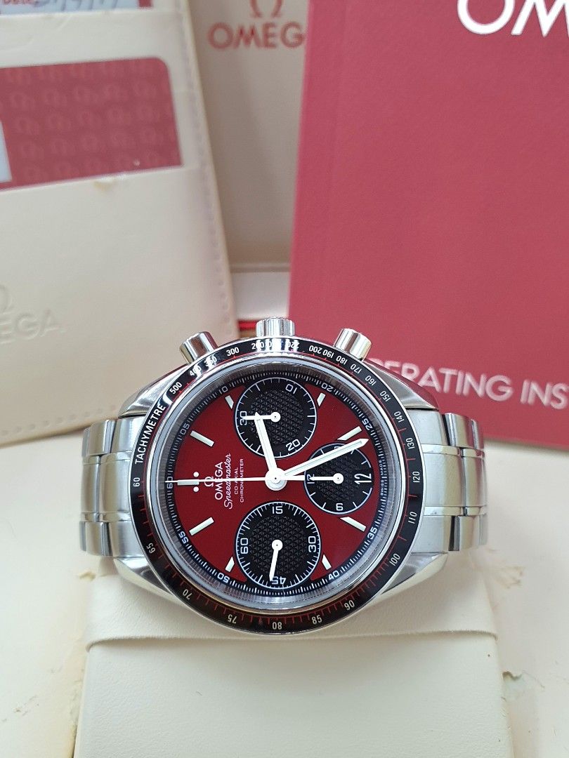 Omega speedmaster racing top red dial