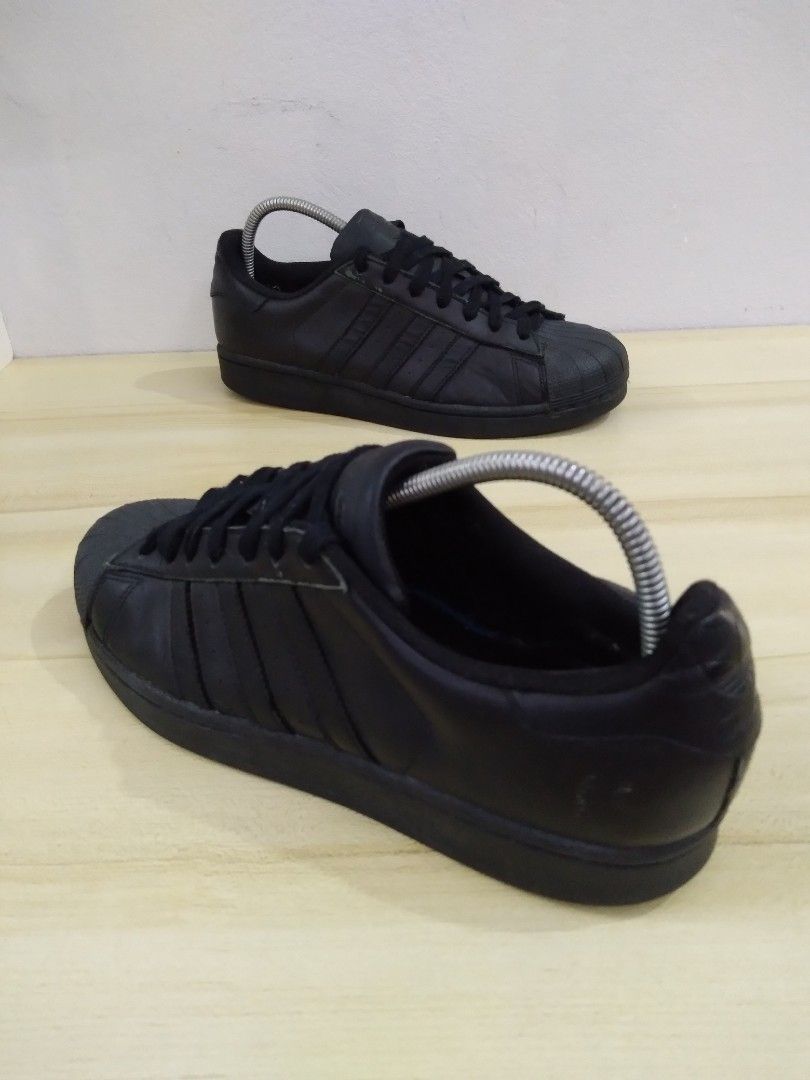 Original Adidas Superstar Full Black 7.5uk Men s Fashion