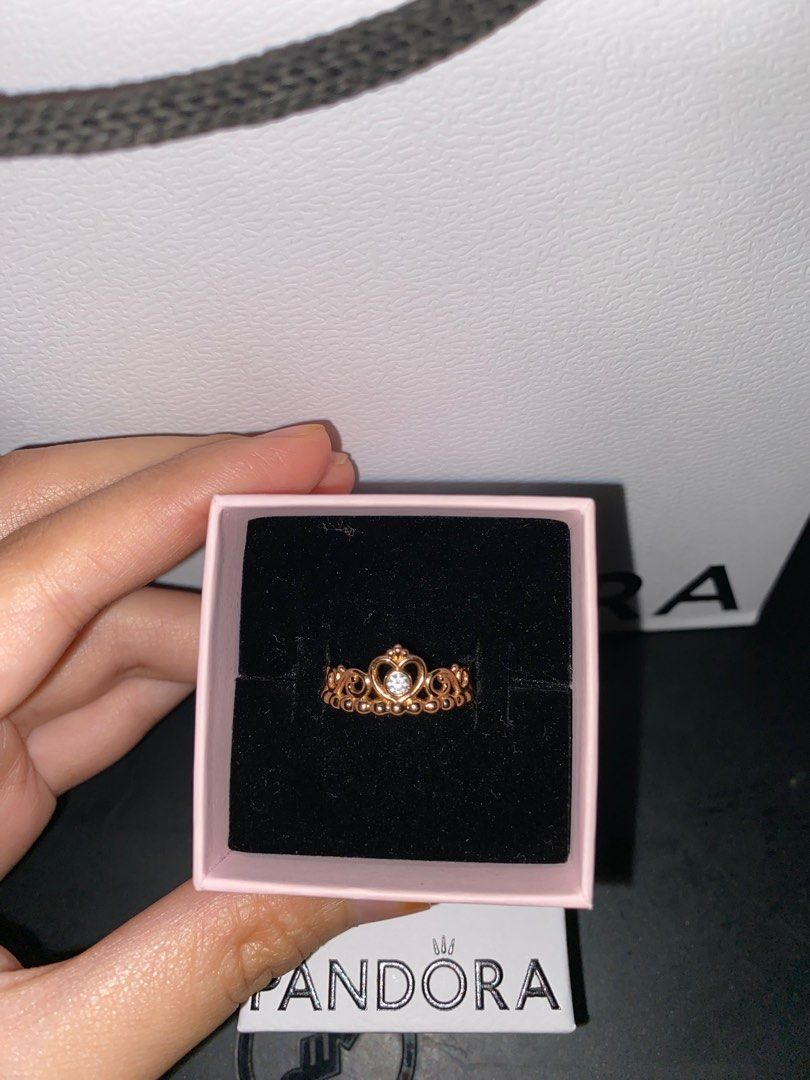 Pandora princess sales ring rose gold
