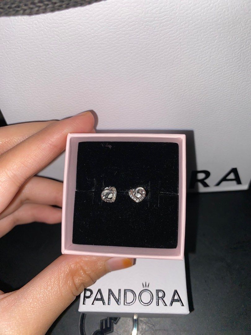 Knotted heart stud deals earrings pandora