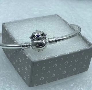 (Category: ) located in . Submitted by isitshipping (Listing ID 1257242147, Image 1). Description: .