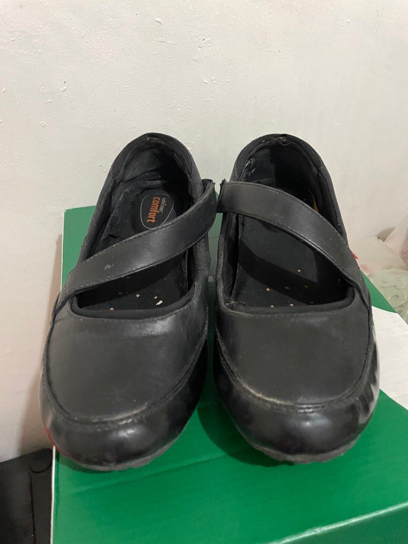 Safe t new arrivals shoes payless