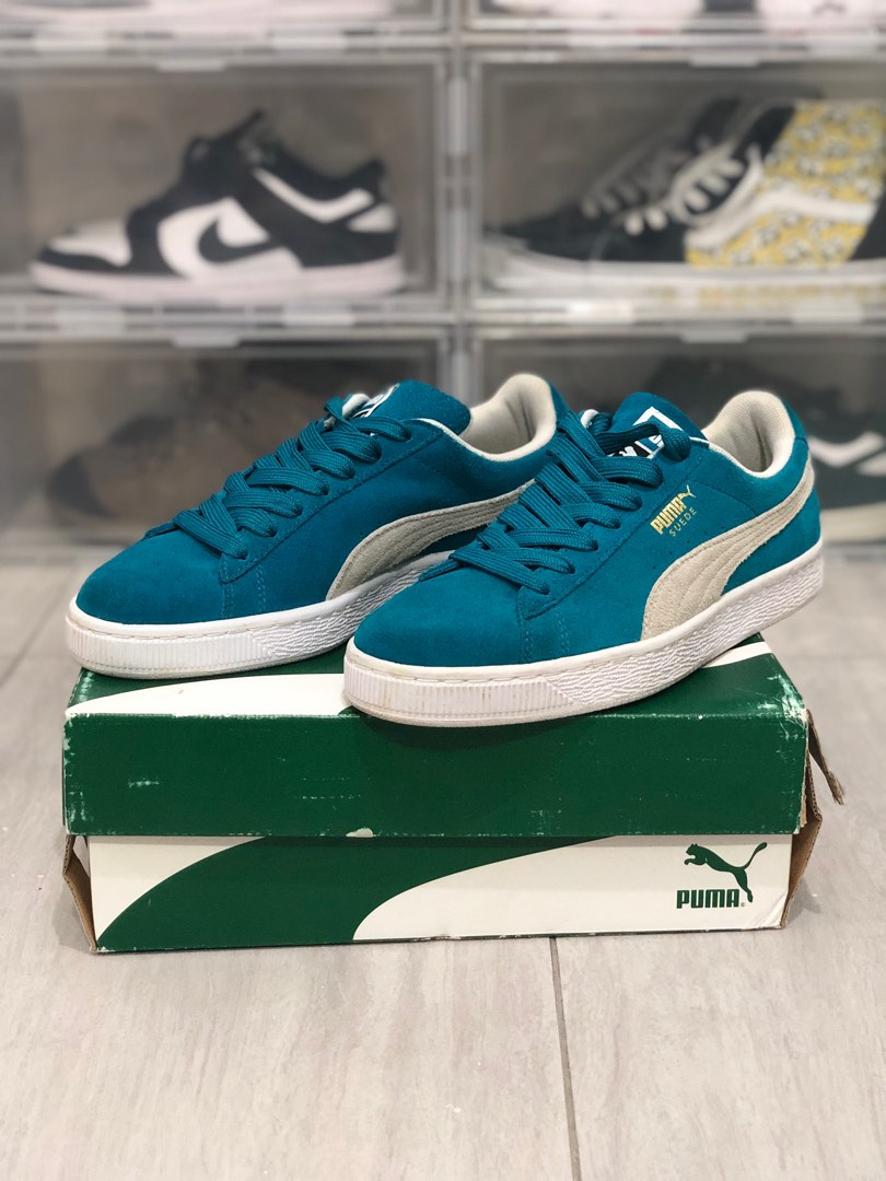 Teal deals suede pumas