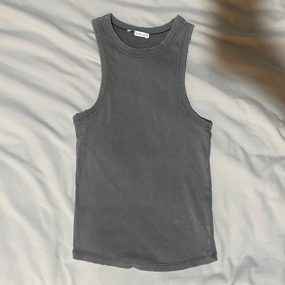 Ribbed Knit Top, Women's Fashion, Tops, Sleeveless on Carousell