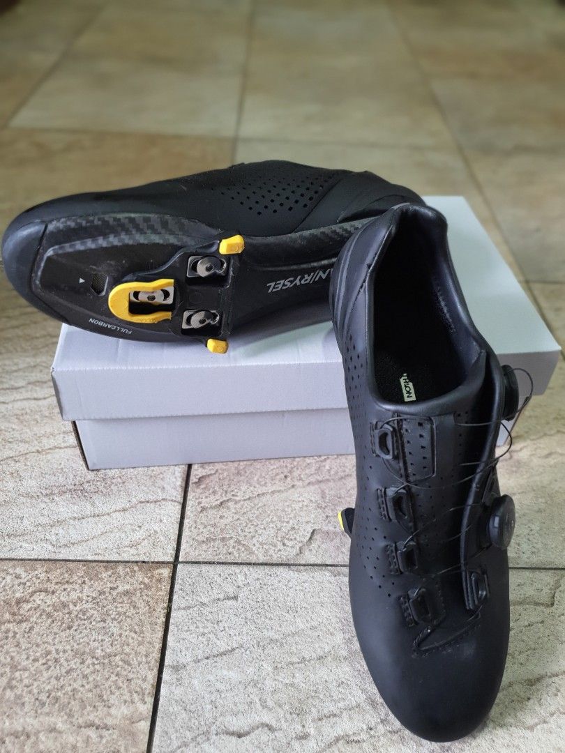 RoadR 900 Fully Carbon Cycling shoes