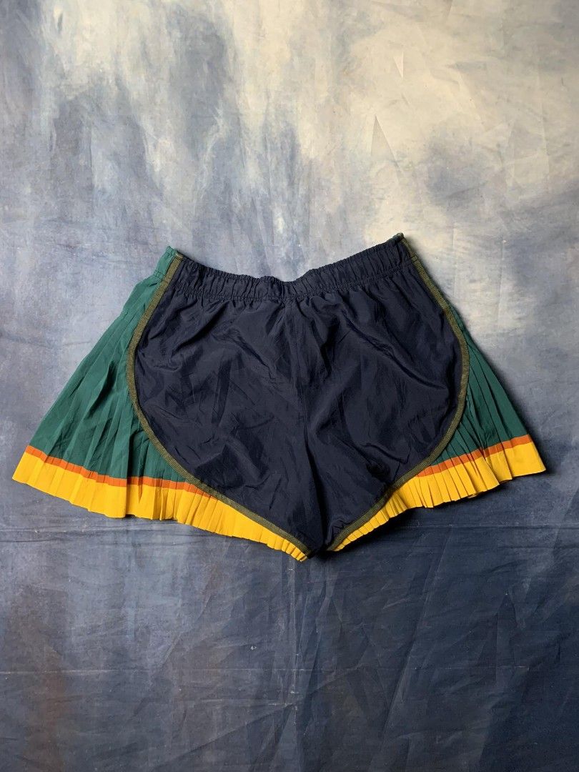 Nike sacai shorts hot sale
