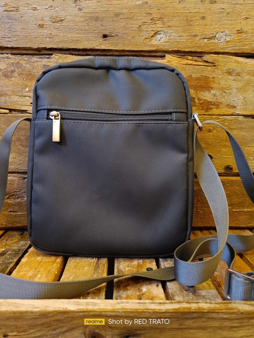 Salvatore mann sling shop bag