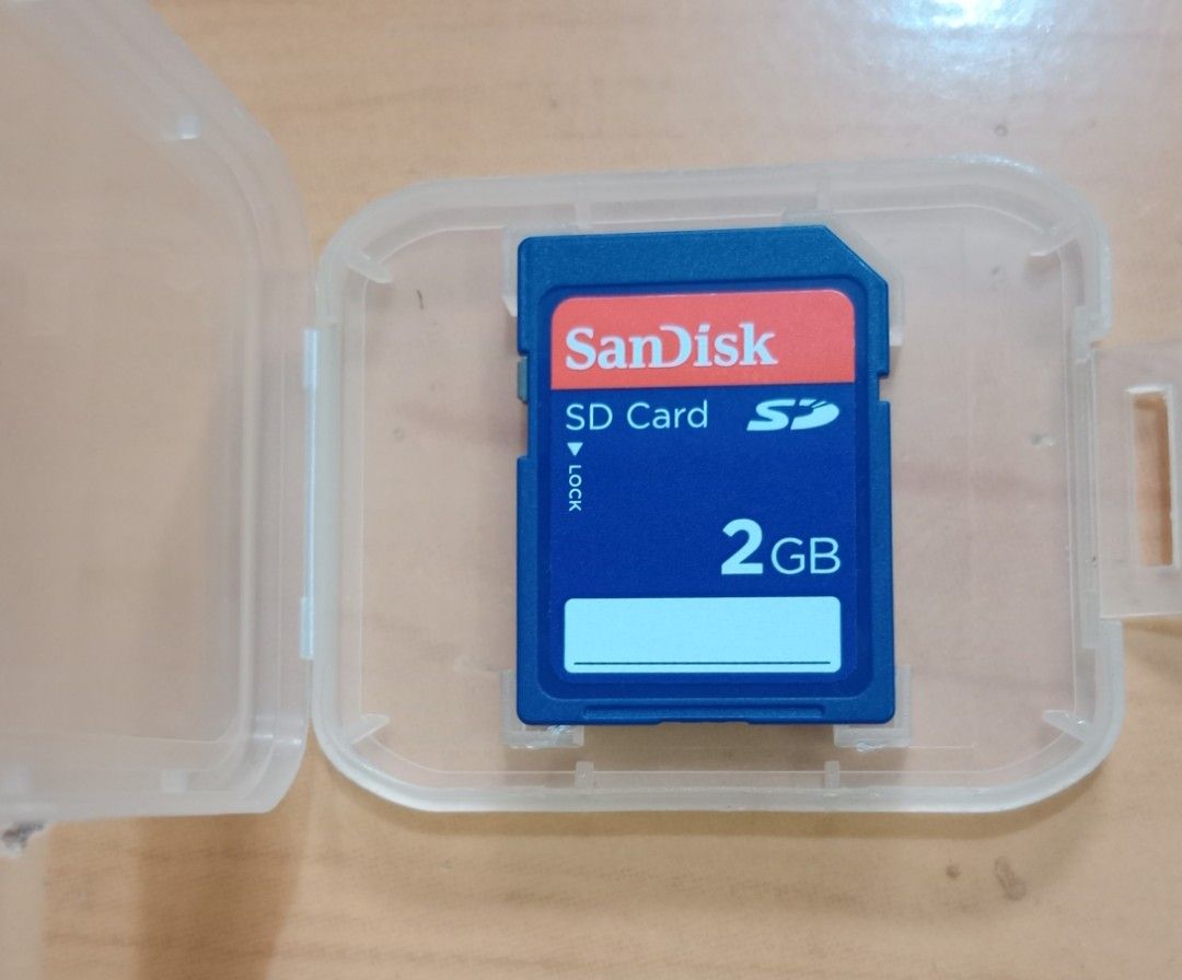 Sandisk SD card for sale, Mobile Phones & Gadgets, Mobile & Gadget Accessories, Memory & SD