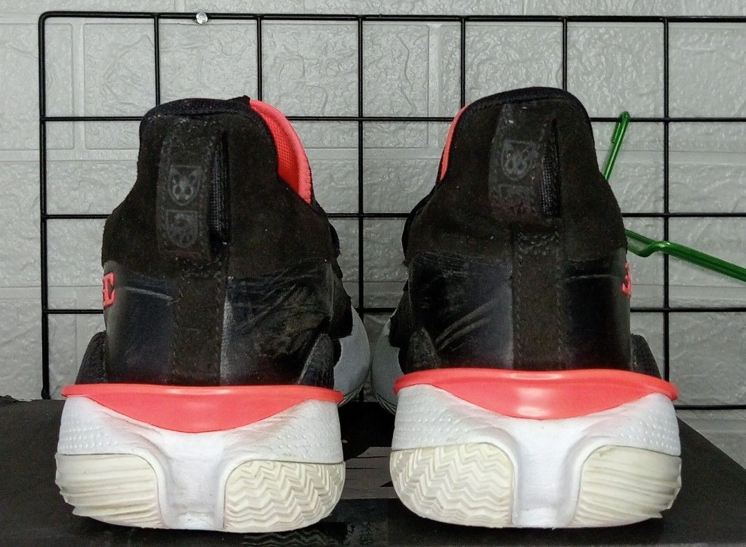 Under deals armour sc7