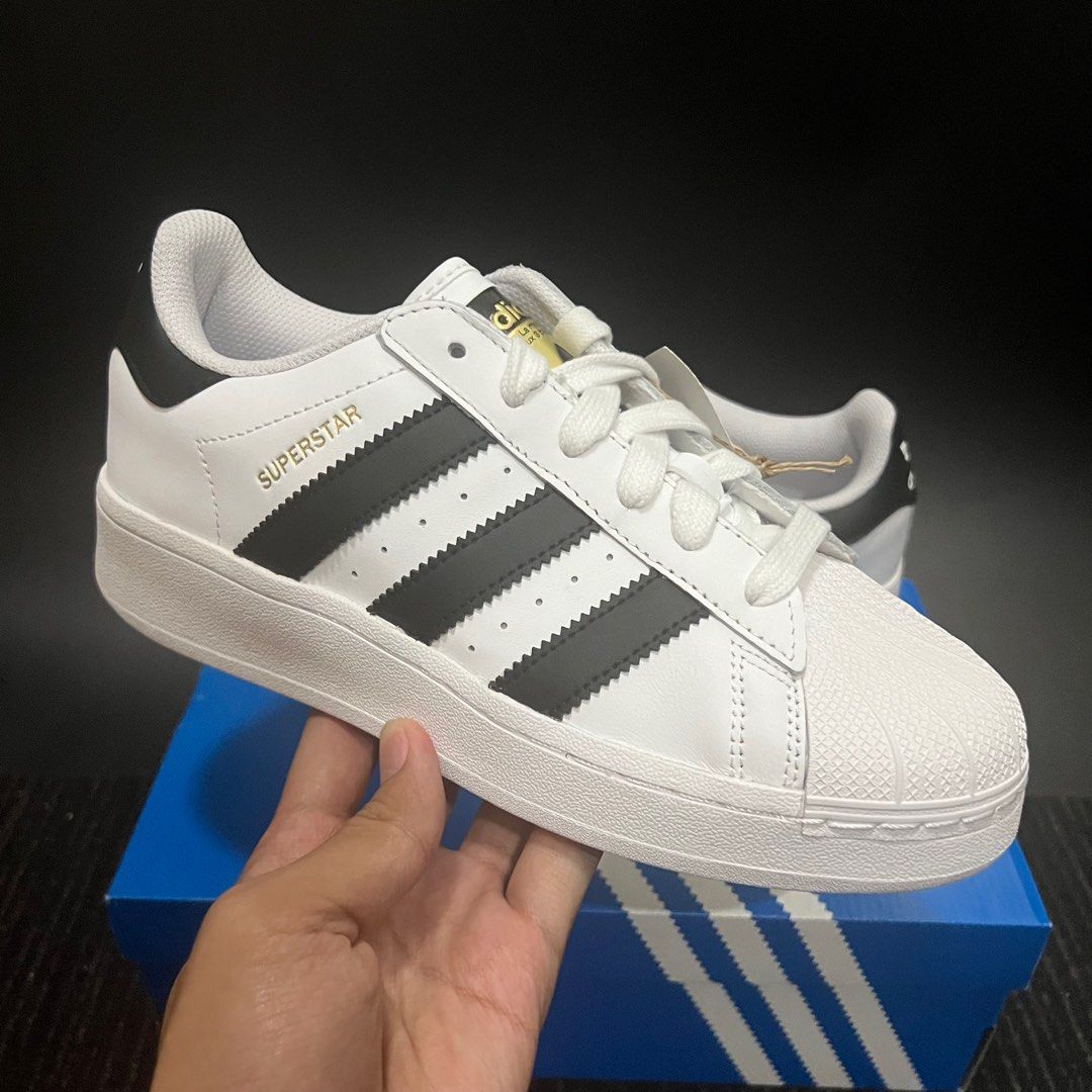 Size 7.5 US Women s Adidas Superstar XLG J White Black