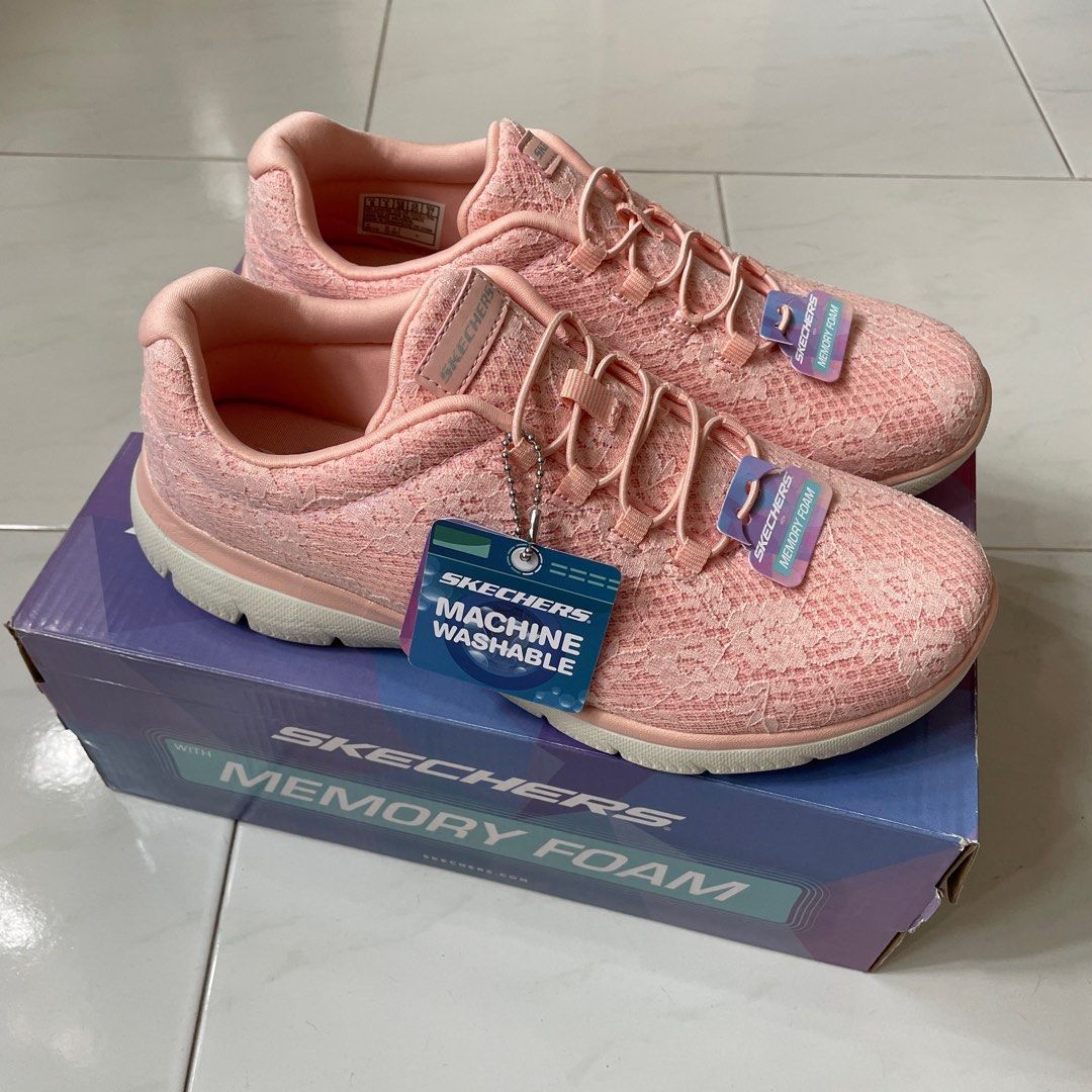 EU38 Skechers Memory Foam Summits Lovely Floret