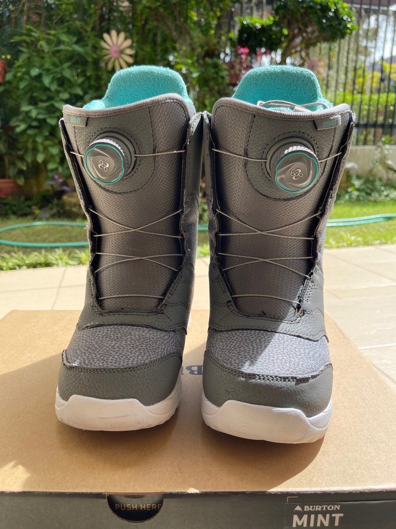 Women s Burton Mint BOA Snowboard Boots