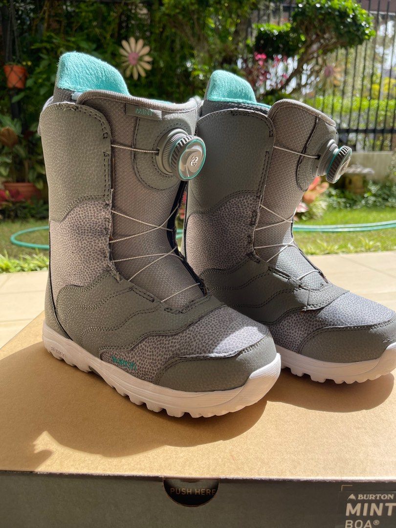 Mint boa burton outlet