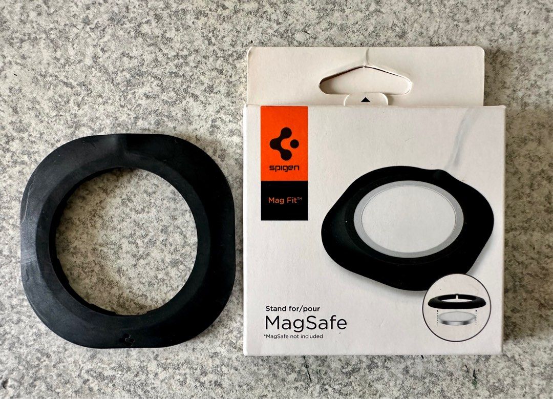 Spigen Mag Fit Cover Case (Category: Chargers & Cables) located in Quezon City. Submitted by simplysortedph (Listing ID 1278912202, Image 1). Description: .
