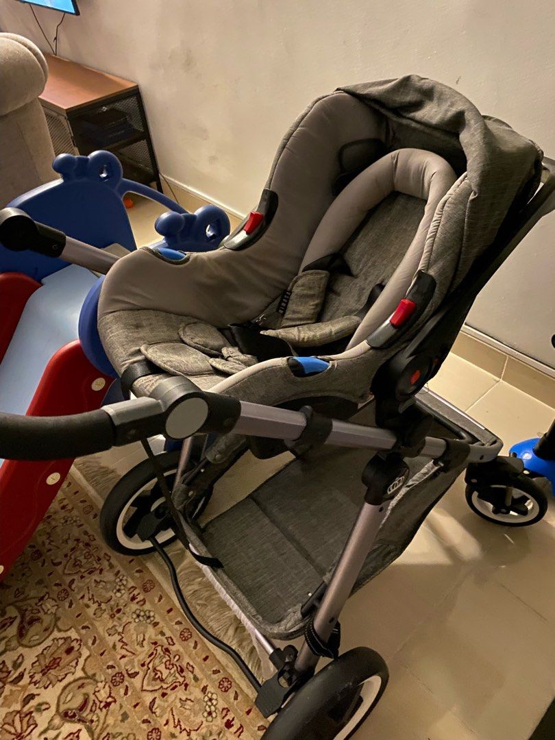 Stroller (Category: Strollers) located in Kuala Lumpur. Submitted by aminfuzi (Listing ID 1278699616, Image 3). Description: Stroller Mimosa ni dah tak guna tapi memang best la waktu guna stroller ni letak barang-barang semua settle takda masalah. Space besar. Nak jalan-jalan steady je sebab stable .