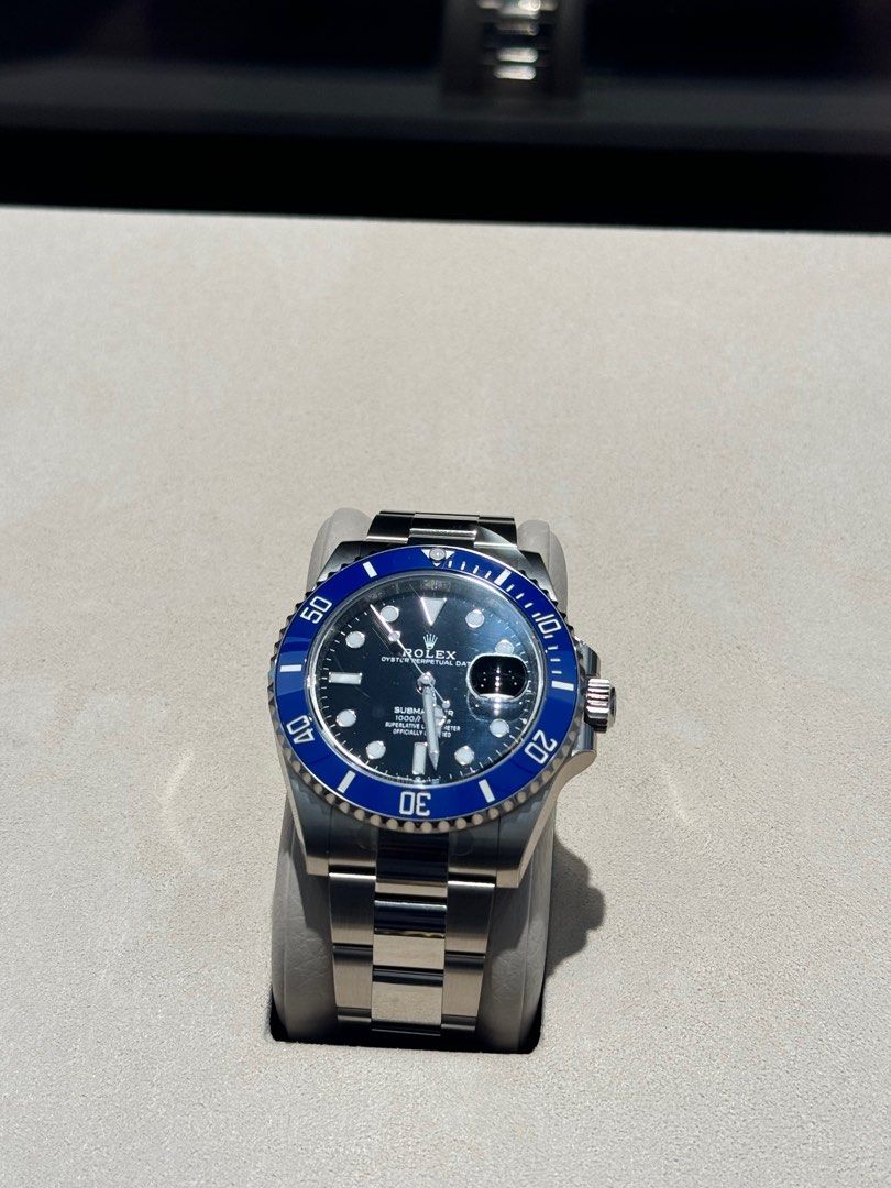 BNIB Rolex Submariner 18k White Gold 122619LB