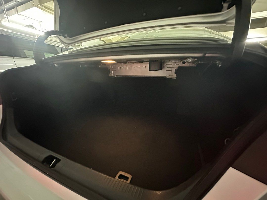 2023 Toyota Camry Hybrid Kofferraum