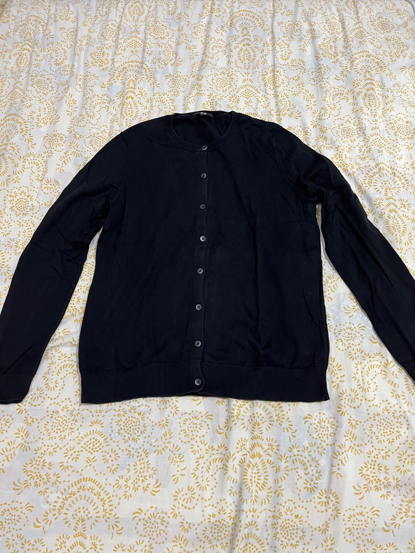UNIQLO Cardigan (Black), Women's Fashion, Coats, Jackets and Outerwear ...