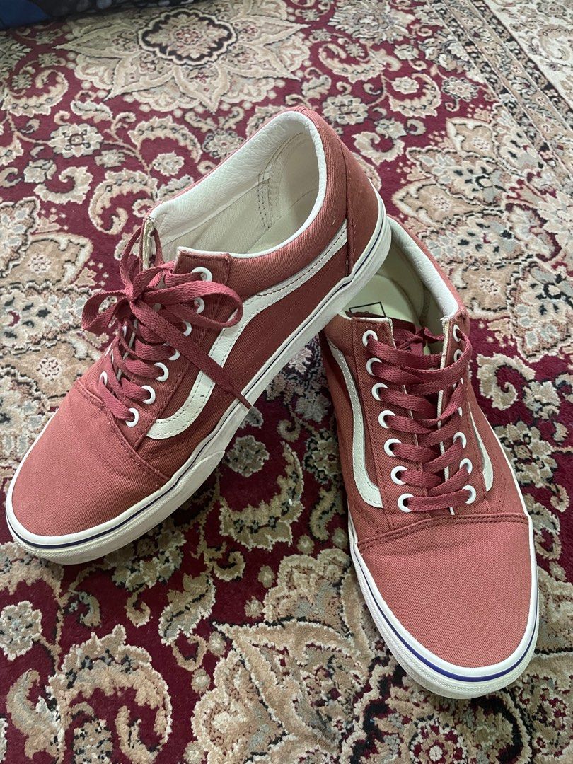 VANS 9uk nice condition Men s Fashion Footwear Sneakers on