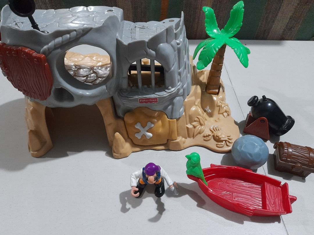 1995 Fisher Price Pirate Island Skull Head Great Adventures 77042