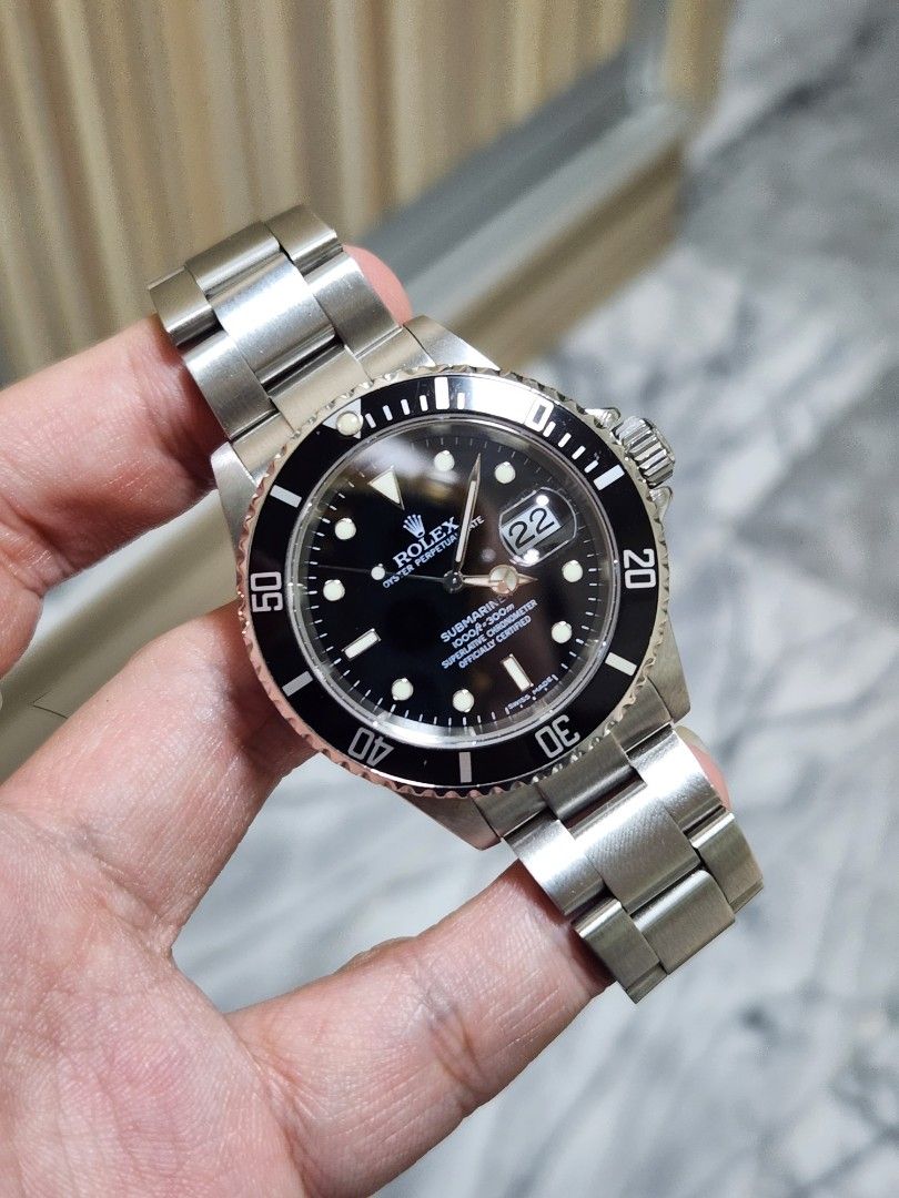 2005 Rolex submariner date 40mm 16610 Luxury Watches on Carousell