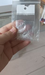 （分類：）位於 。 由 fmllmao 提交（商品編號 1279000632，圖片 1）。簡介： 。