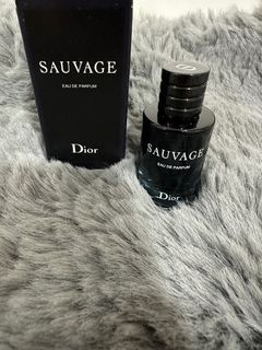 由 yllperfume (刊登 ID 1279036887，圖片 1) 提交，位於 的 (類別：)，說明：。