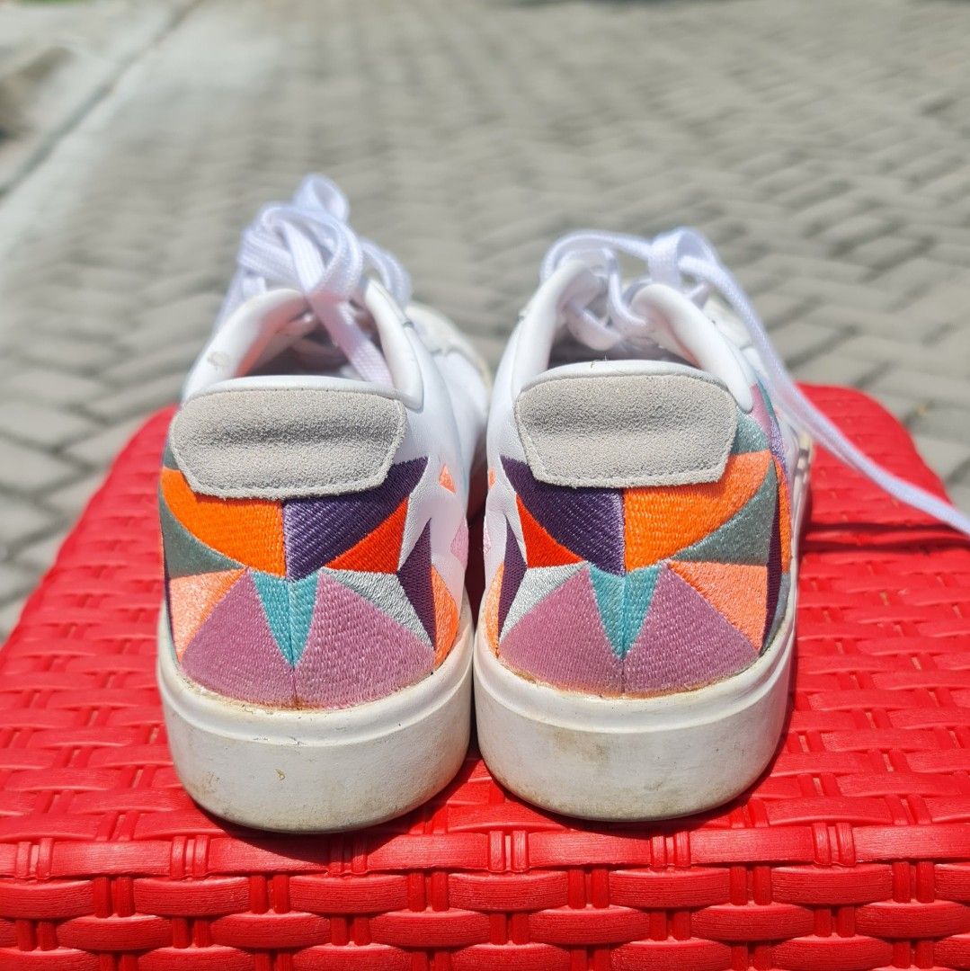 Adidas sleek shop w 40