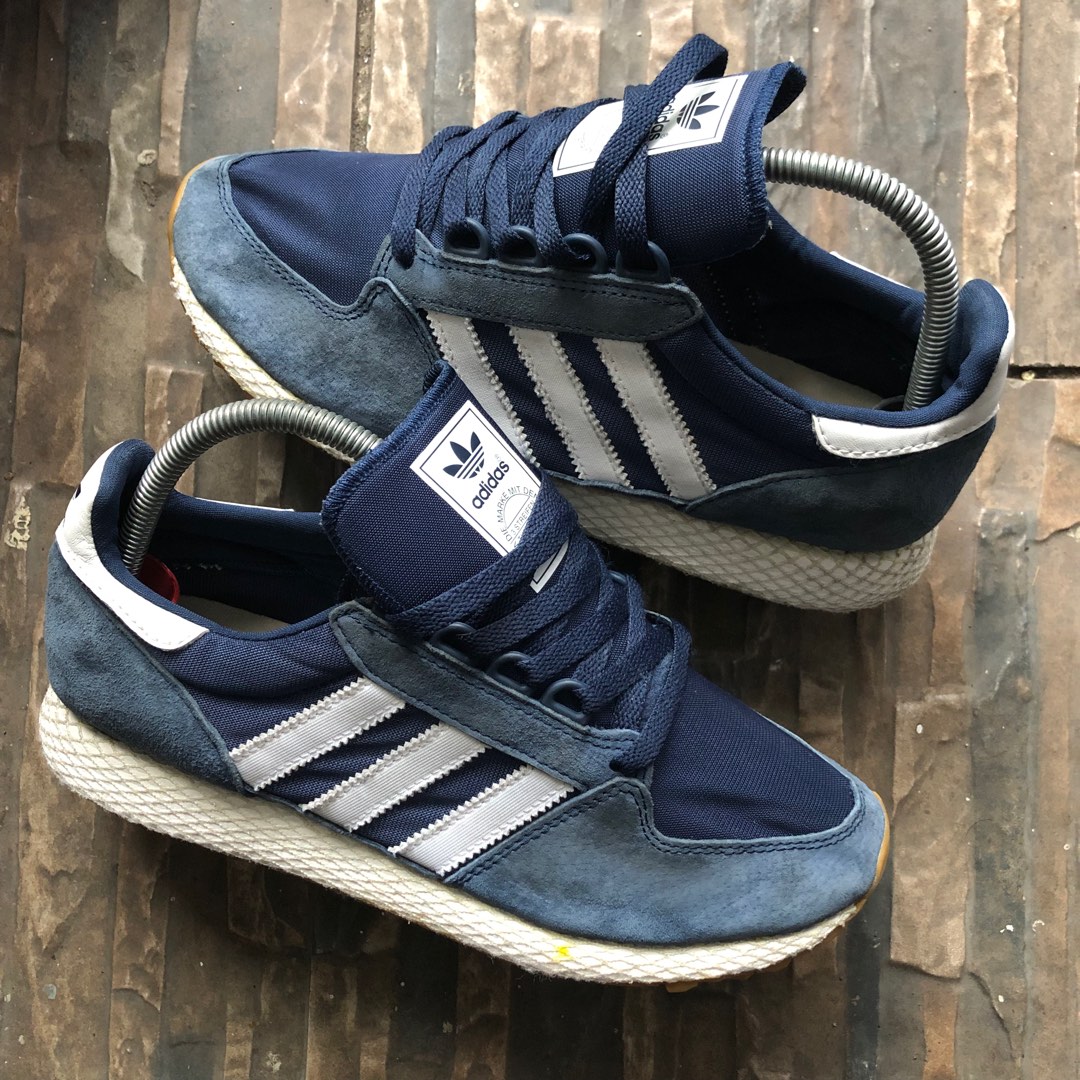 Adidas Forest grove size 40 25 5 cm