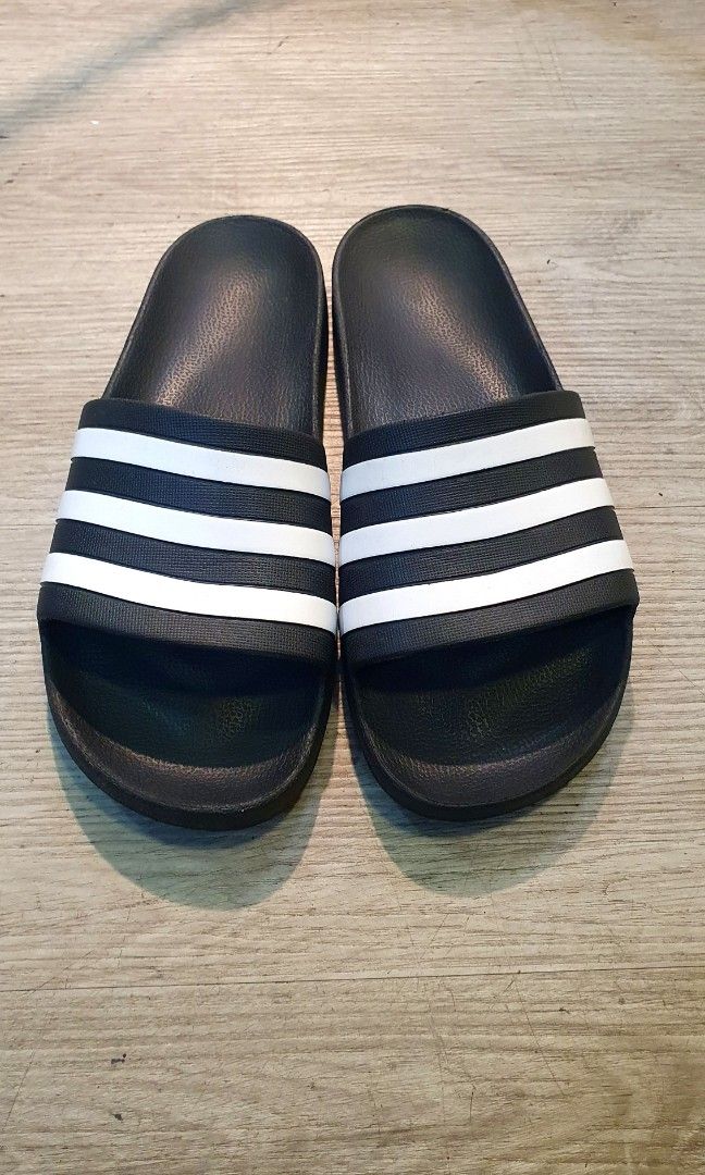 Adilette aqua black store